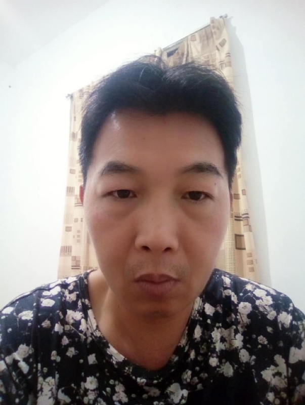 繁华哀伤的第一张照片--平潭交友网