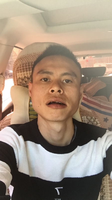小何的第一张照片--平潭交友网