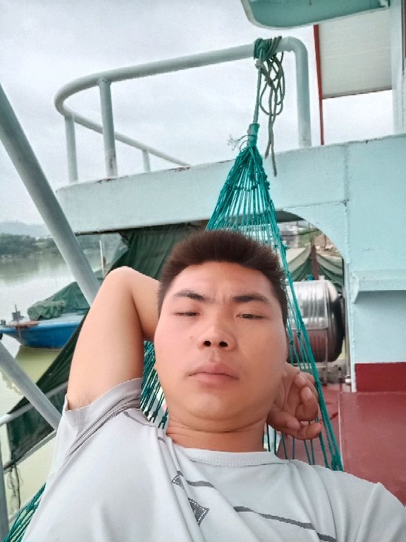 小哥哥的第一张照片--平潭交友网