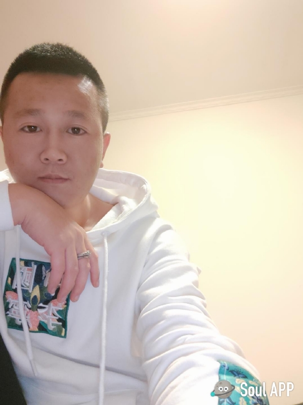 Away的第一张照片--平潭交友网