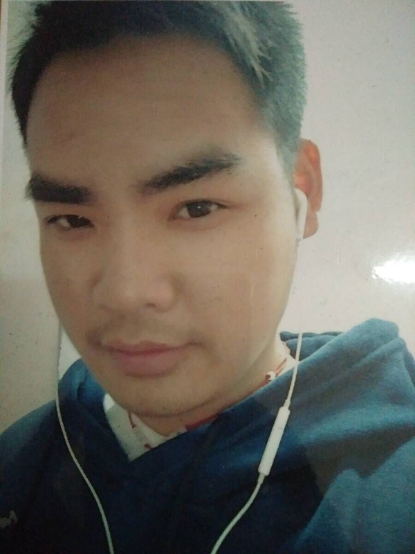 渴望爱的第一张照片--平潭交友网