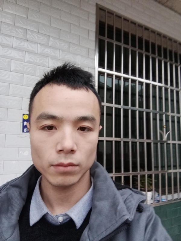 笑得那么开心的第一张照片--平潭交友网
