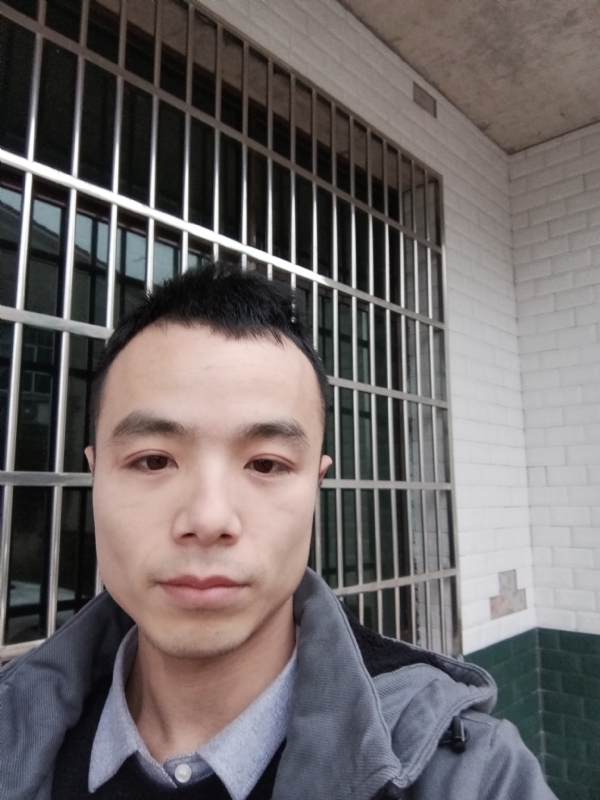 笑得那么开心的第三张照片--平潭交友网
