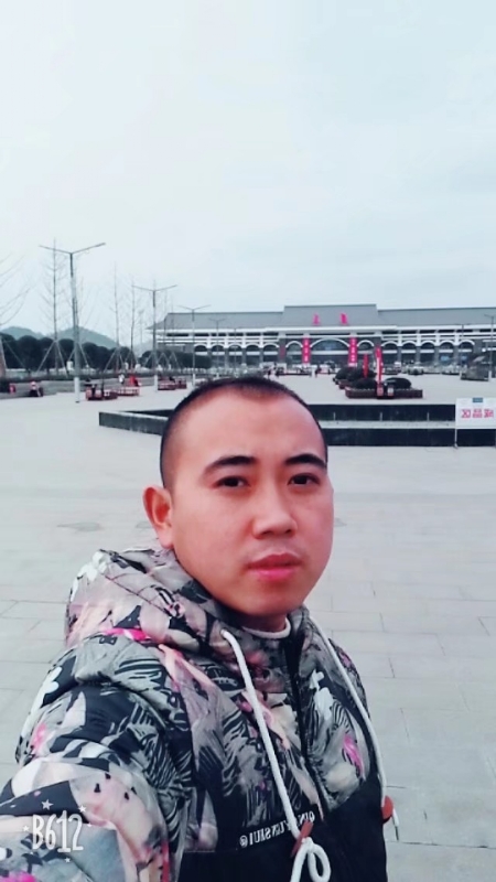 爱相随的第一张照片--平潭交友网