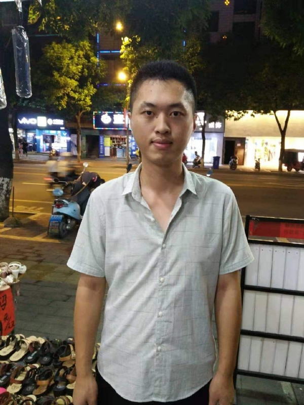 单身的雄鹰的第一张照片--平潭交友网