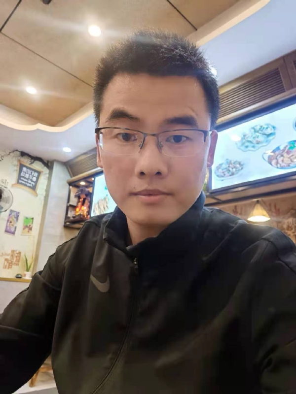 奔向幸福的第一张照片--平潭交友网