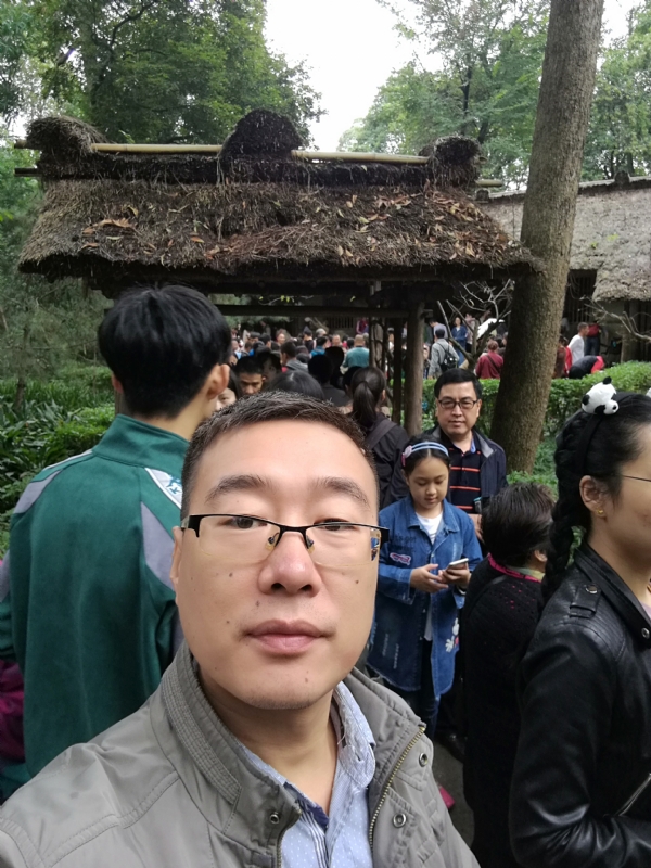 撑起一片天的第一张照片--平潭交友网