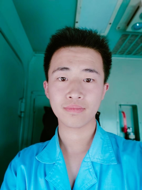 生而为人的第四张照片--平潭交友网